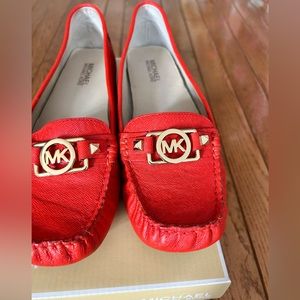 MICHAEL Michael Kors Mandarin loafer size 9